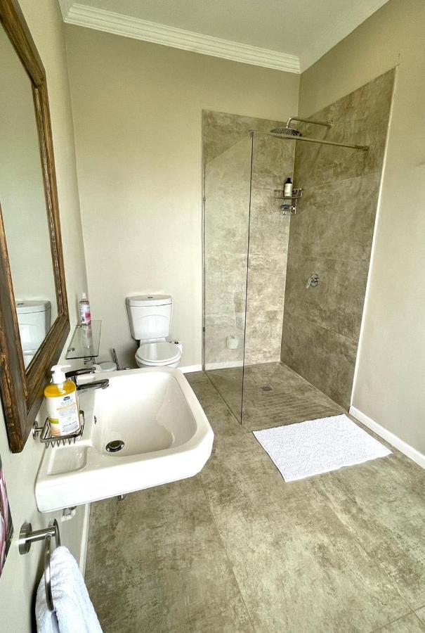 The Gregory Bed & Breakfast Pinetown Ngoại thất bức ảnh